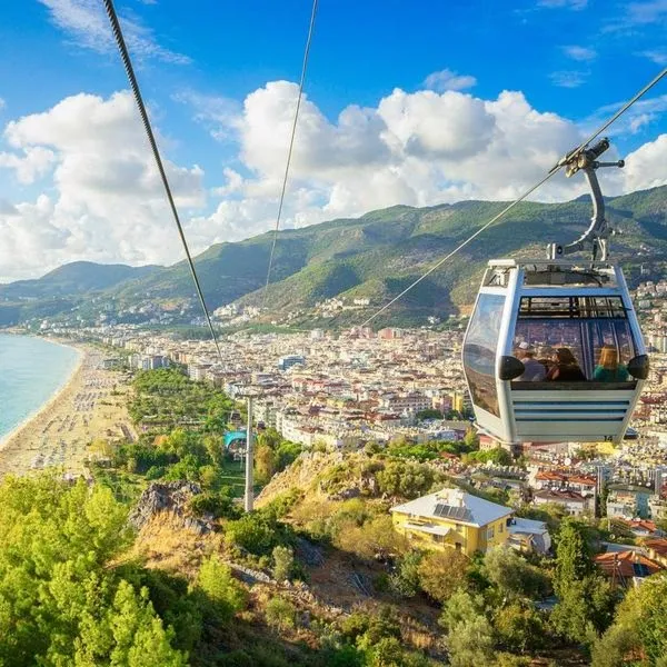 Alanya (Turcja) — lot z Katowic: ile trwa?