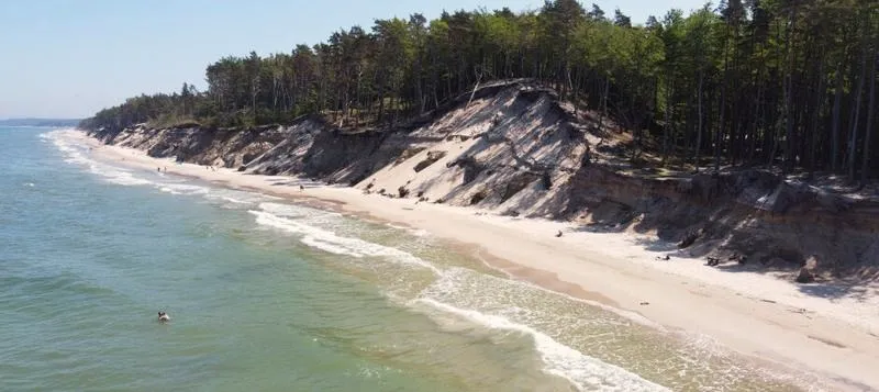 Orzechowo koło Ustki – wydmy, klif i spokojna plaża nad Bałtykiem