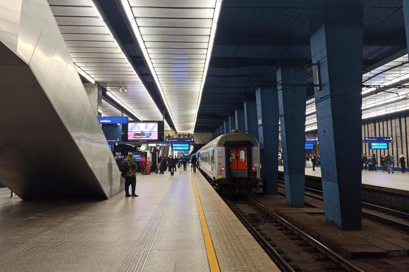 Skrytki bagażowe w Warszawie